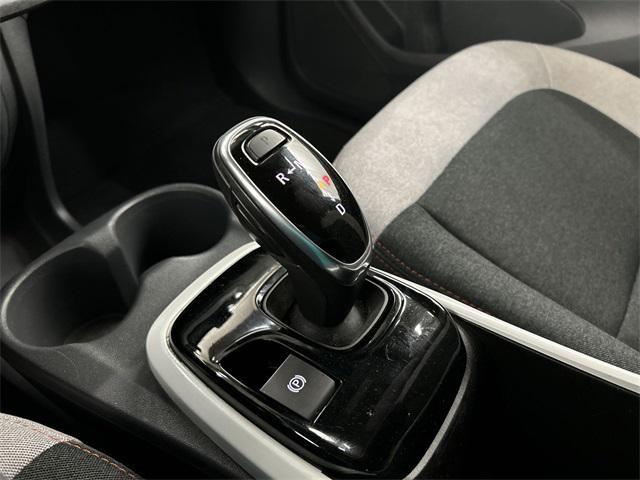 Photo of 2018 Summit White Chevrolet Bolt EV