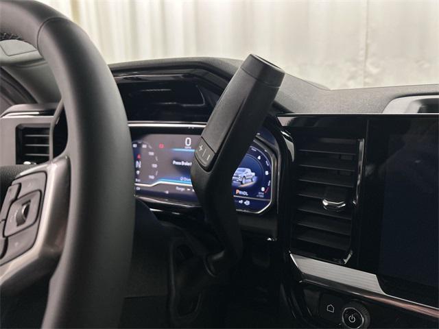 Photo of 2025 Summit White Chevrolet Silverado 1500