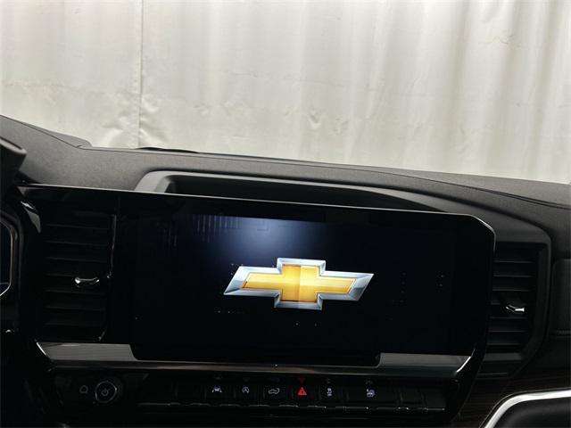 Photo of 2025 Summit White Chevrolet Silverado 1500