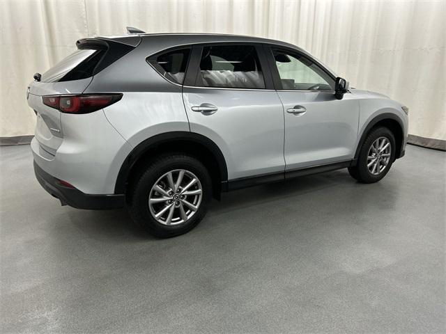 Photo of 2023 Sonic Silver Metallic Mazda CX-5