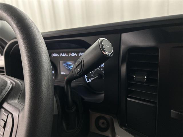 Photo of 2023 Oxford White Ford F-350