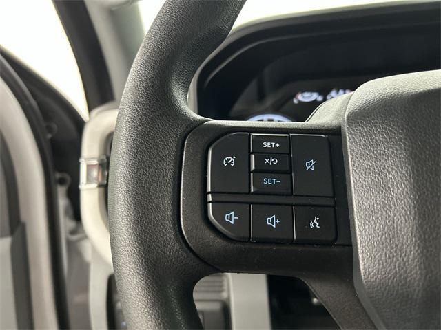 Photo of 2023 Oxford White Ford F-350
