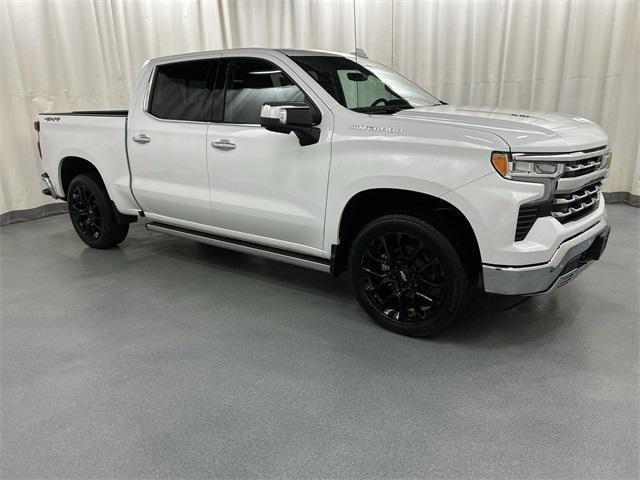 Photo of 2025 Summit White Chevrolet Silverado 1500