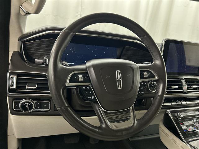 Photo of 2020 Infinite Black Lincoln Navigator