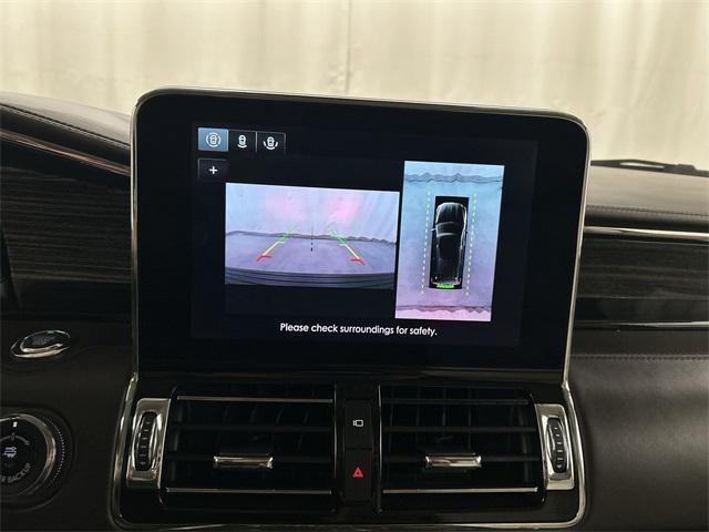 Photo of 2020 Infinite Black Lincoln Navigator