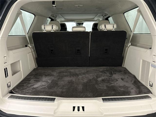 Photo of 2020 Infinite Black Lincoln Navigator