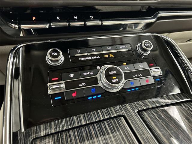 Photo of 2020 Infinite Black Lincoln Navigator