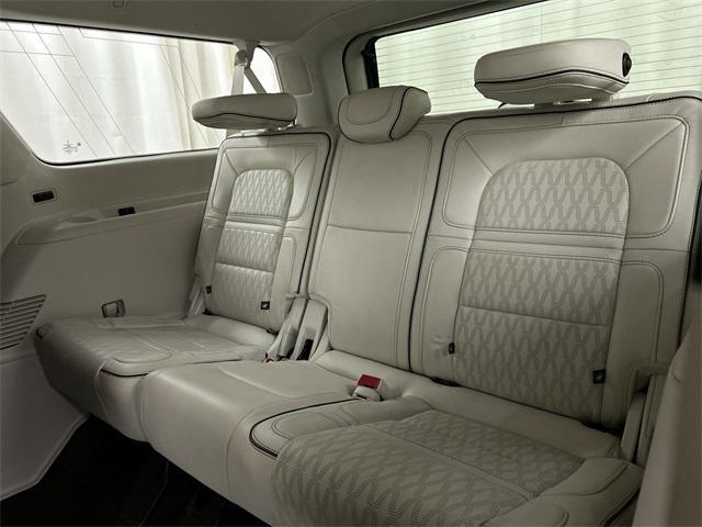 Photo of 2020 Infinite Black Lincoln Navigator