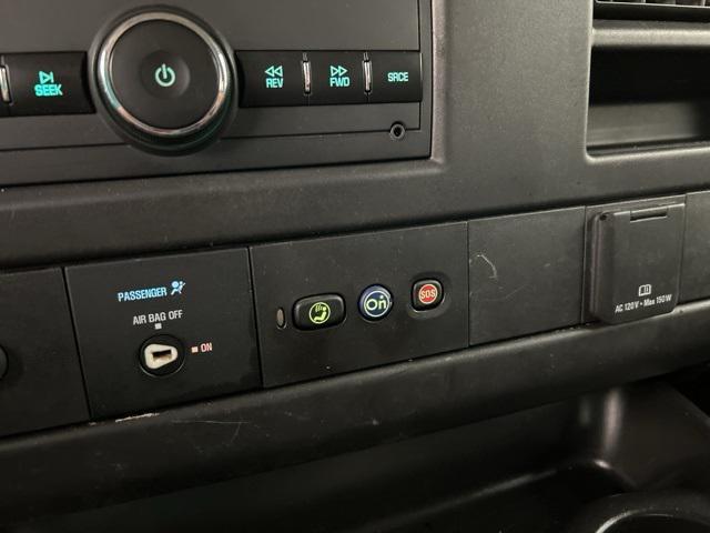 Photo of 2019 Summit White Chevrolet Express 2500