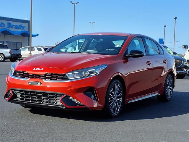 Photo of 2023 Orange Kia Forte