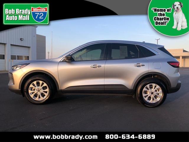 Photo of 2024 Silver Ford Escape