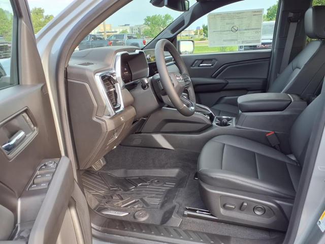 Photo of 2025 Gray GMC Canyon