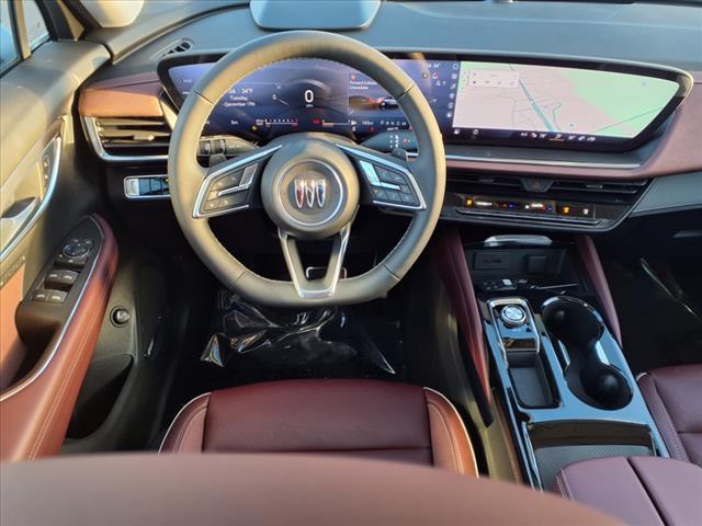 Photo of 2025 White Buick Envision