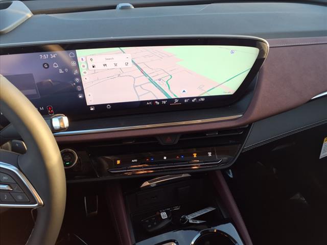 Photo of 2025 White Buick Envision