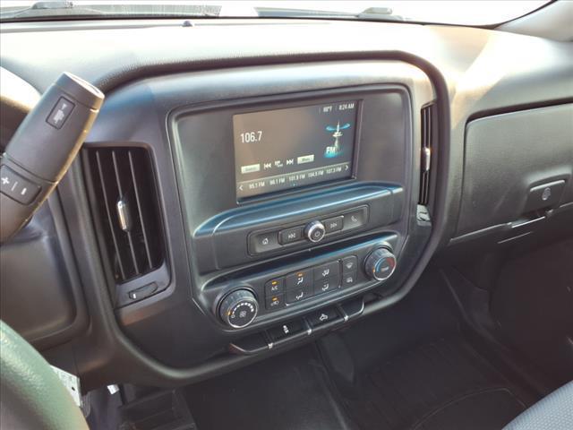 Photo of 2019 White GMC Sierra 2500