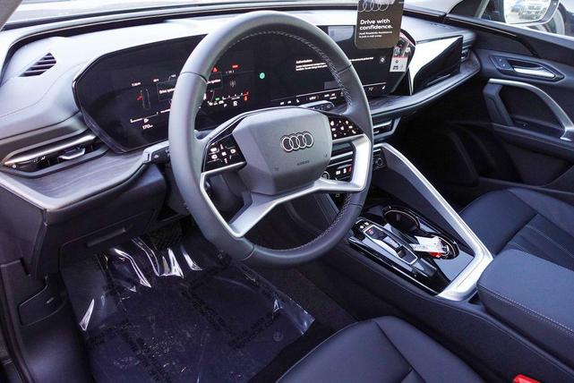 Photo of 2025 Tambora Flame Audi Q5