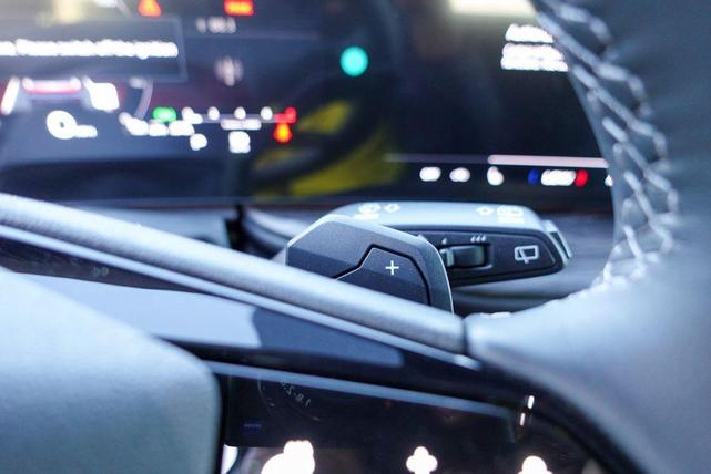 Photo of 2025 Tambora Flame Audi Q5