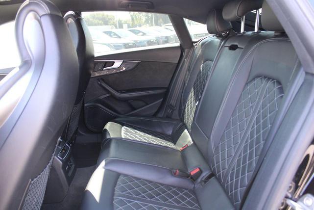 Photo of 2019 Mythos Black Metallic Audi S5