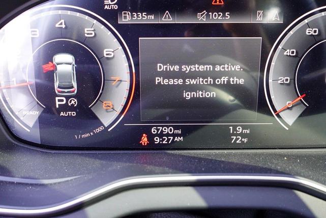 Photo of 2025 Florett Silver Metallic Audi Q5