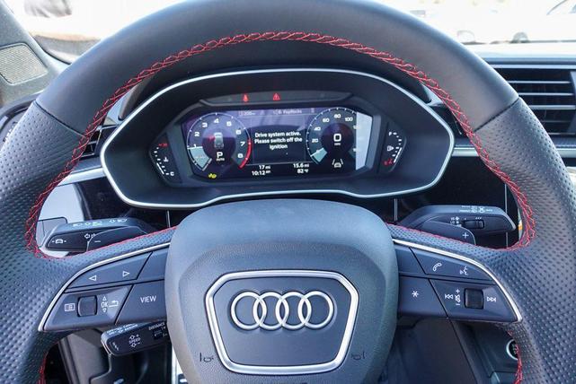 Photo of 2025 Mythos Black Metallic Audi Q3