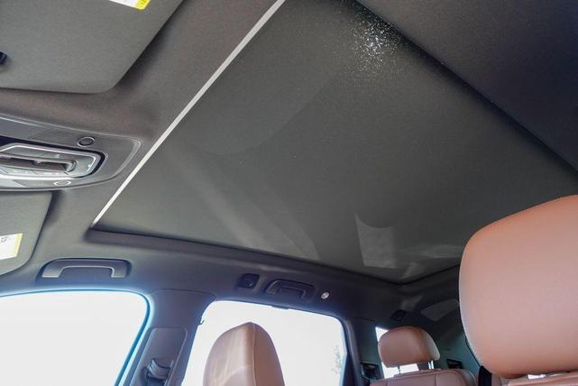 Photo of 2025 Waitomo Blue Metallic Audi Q7
