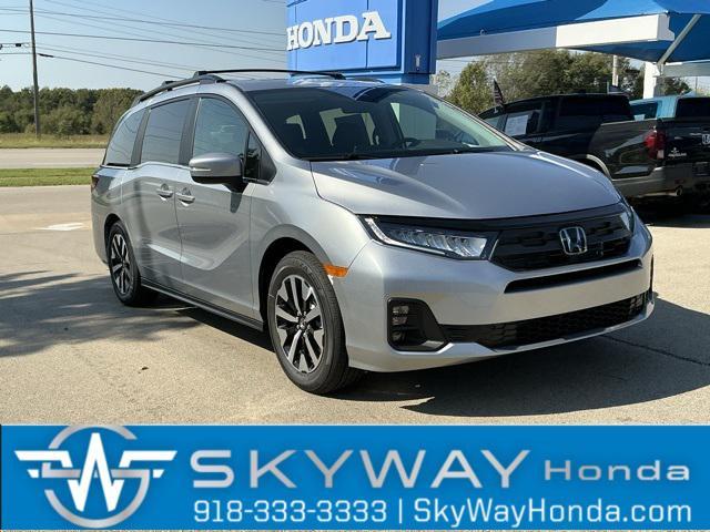 Photo of 2026 Solar Silver Metallic Honda Odyssey