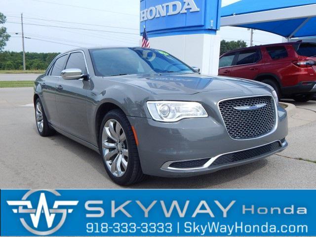 2019 Chrysler 300