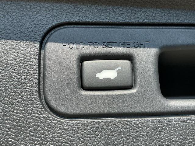 Photo of 2026 Platinum White Pearl Honda Odyssey