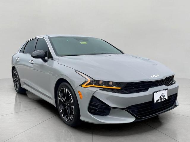 Photo of 2023 Wolf Gray Kia K5