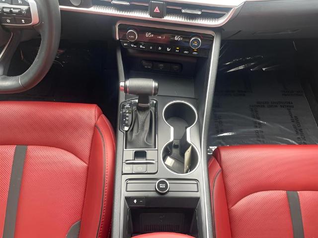 Photo of 2023 Wolf Gray Kia K5