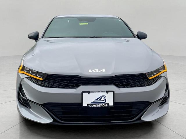 Photo of 2023 Wolf Gray Kia K5