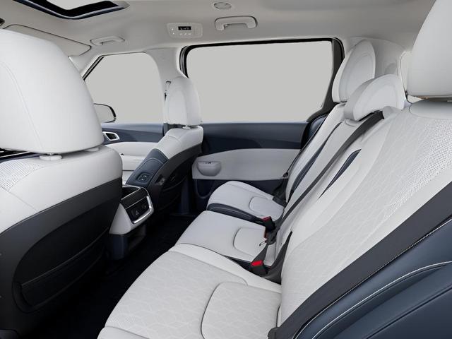 Photo of 2026 Gray Kia Carnival Hybrid
