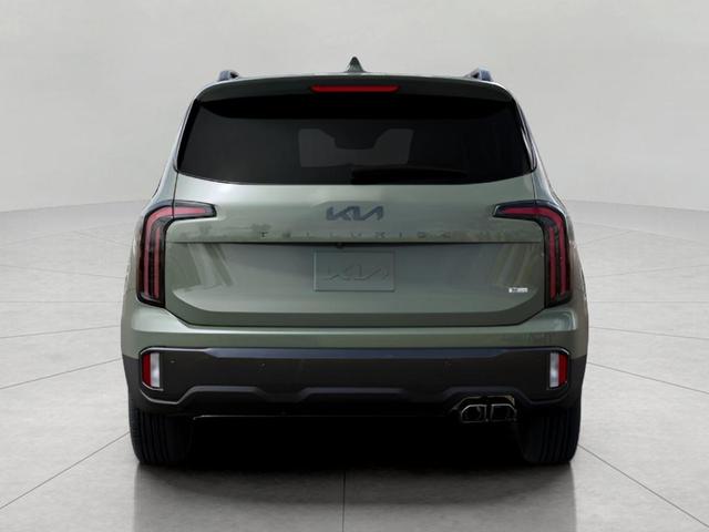 Photo of 2025 Green Kia Telluride
