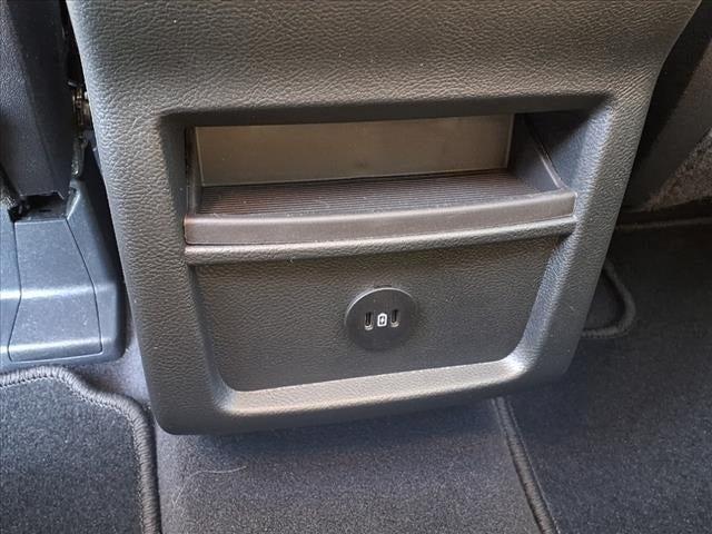Photo of 2024 Agate Black Metallic Ford Edge