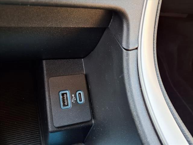 Photo of 2024 Agate Black Metallic Ford Edge