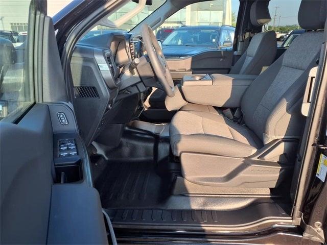 Photo of 2024 Black Metallic Ford F-150