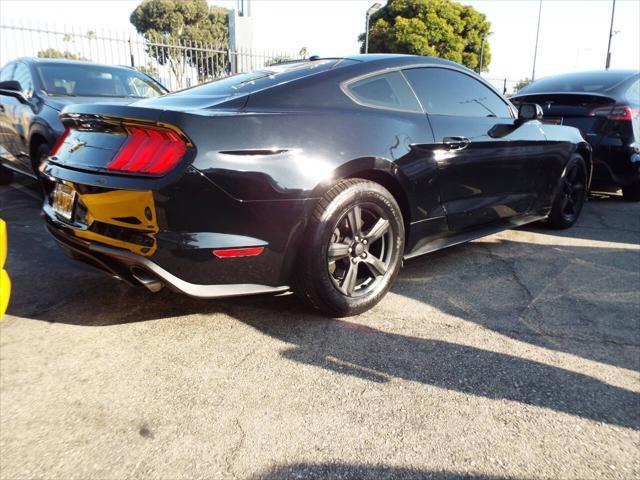 Photo of 2019 Black Ford Mustang