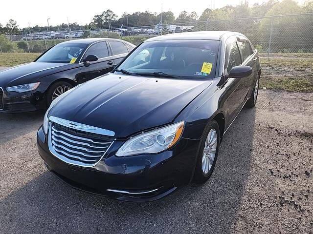 2011 Chrysler 200