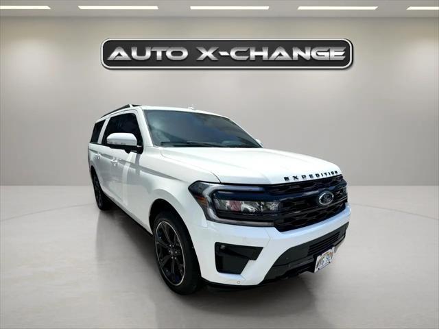 Photo of 2022 White Ford Expedition