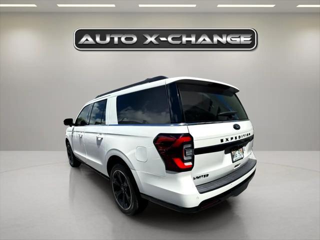 Photo of 2022 White Ford Expedition