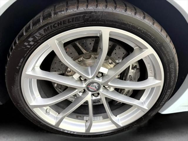 Photo of 2019 White Chevrolet Corvette
