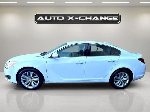 Photo of 2016 White Buick Regal