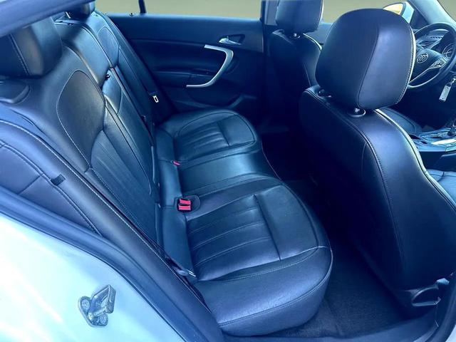 Photo of 2016 White Buick Regal