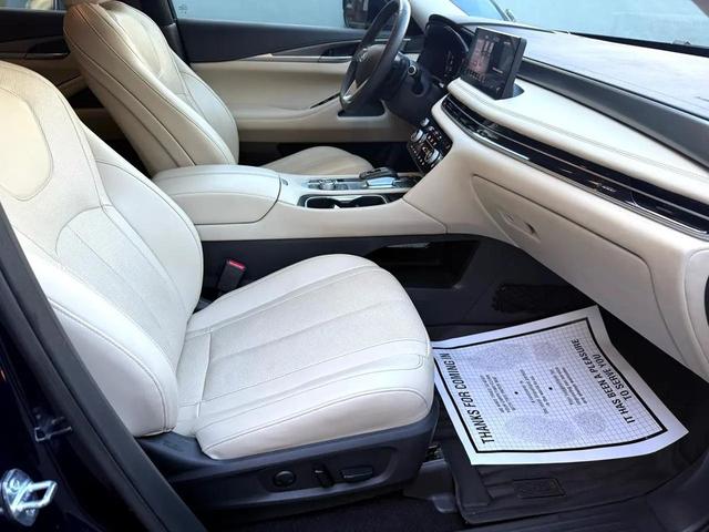 Photo of 2022 Blue INFINITI QX60
