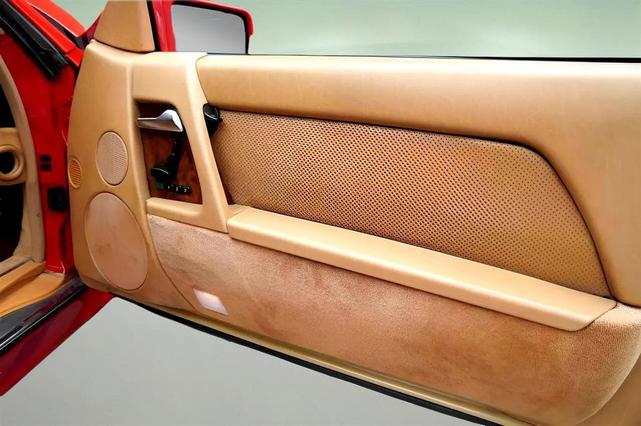 Photo of 1991 Red Mercedes-Benz SL-Class