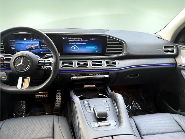 Photo of 2024 Black Mercedes-Benz GLS 450