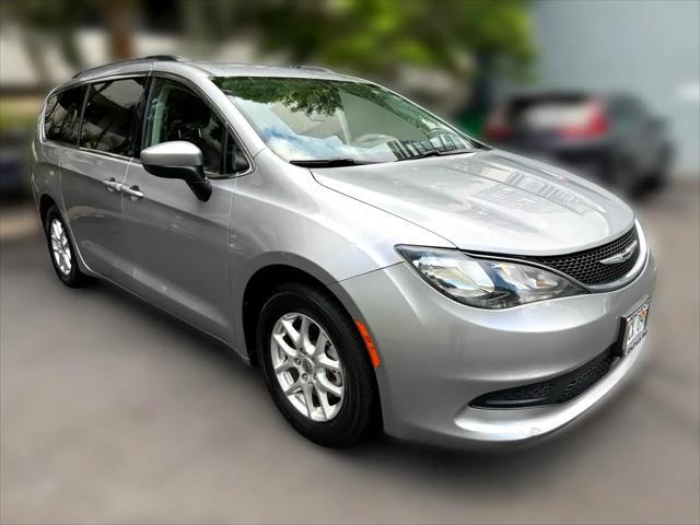 2021 Chrysler Voyager
