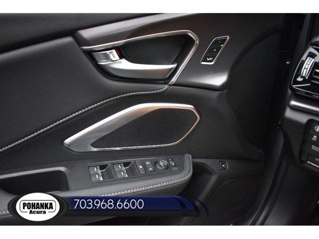 Photo of 2025 Solar Silver Metallic Acura RDX