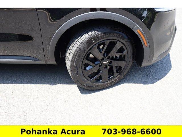 Photo of 2022 Ebony Black Kia Sorento