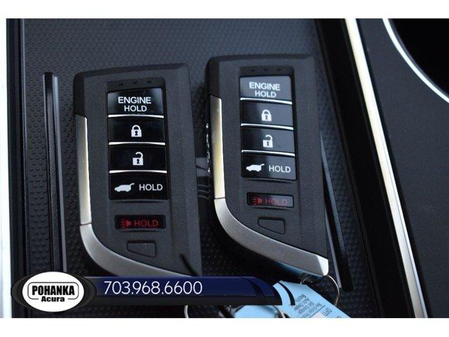 Photo of 2026 Platinum White Pearl Acura MDX
